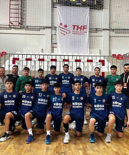 Aydınlı hentbolcular Türkiye üçüncüsü oldu