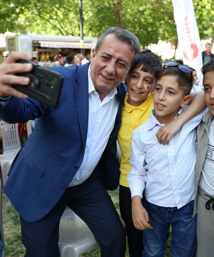 Baharın müjdecisi Hıdırellez Efeler’de coşkuyla kutlandı