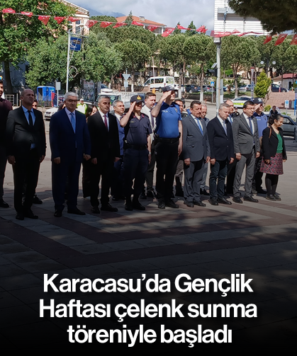 Karacasu’da Gençlik Haftası çelenk sunma töreniyle başladı
