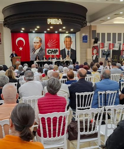 Kuşadası CHP İlçe Danışma Kurulu toplantısında 'Birlik ve Beraberlik' mesajları verildi