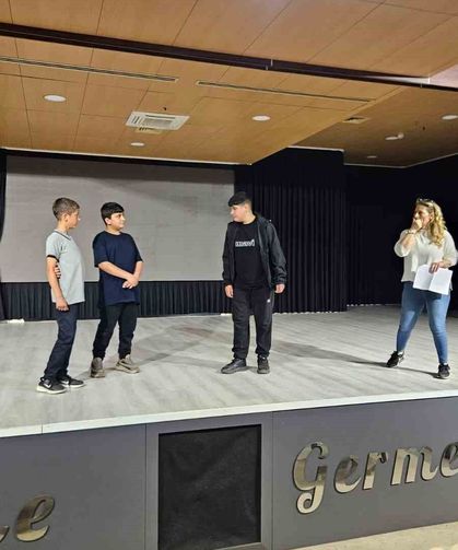 Başkan Zencirci’nin desteğiyle hayalleri sahneye taşındı