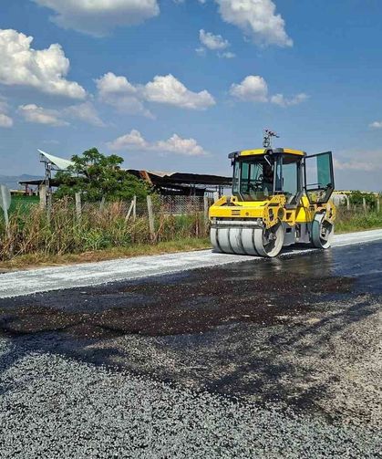 Efeler’de asfaltlama çalışmaları hız kazandı