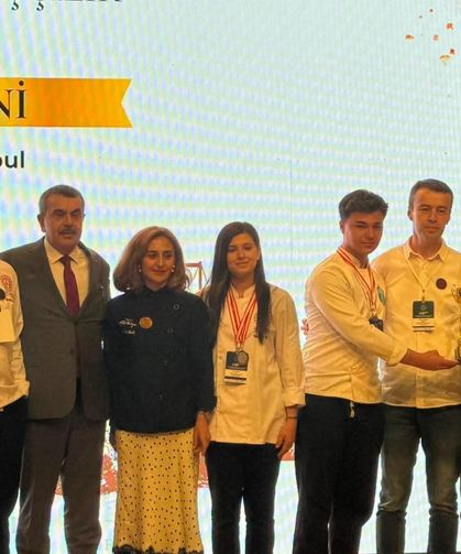 Güvercinada'lı öğrencilerden 'Gastronomide' dünya zaferi