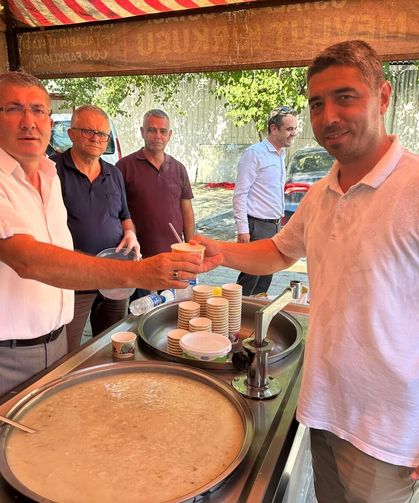 İncirliovalı minibüsçülerden aşure hayrı: Araçlar, yeni duraktan kalkacak