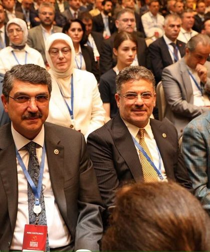 Savaş, "AK Parti bir Türkiye kitabıdır"