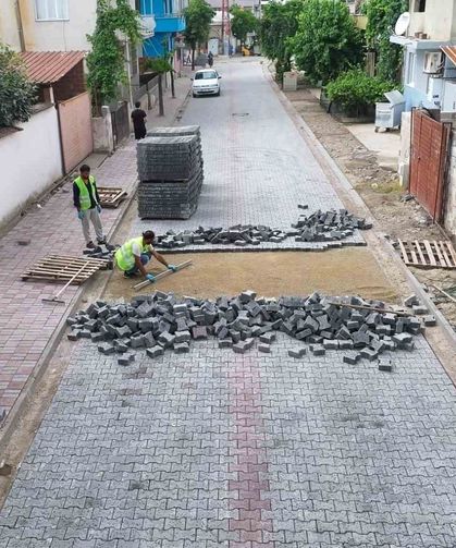 Umurlu’da Mehmet Akif Caddesi yenileniyor