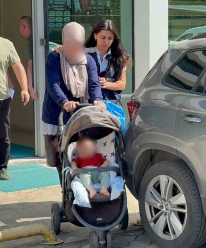 Bu kadarı pes dedirtti:Bebek arabasından 1 kilo uyuşturucu çıktı