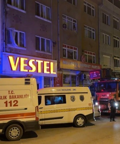 Dini nikahlı birlikte yaşadığı kadını bıçaklayarak öldürdü