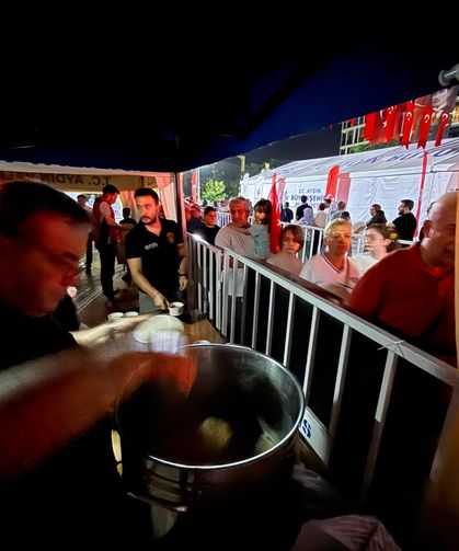 Aydın Galatasaray Taraftarlar Derneği’nden 15 Temmuz’da aşure hayrı