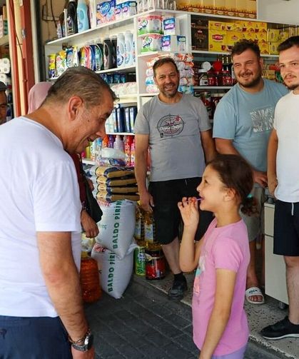 Başkan Yetişkin, esnaflarla görüştü