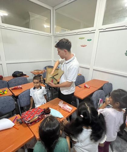 Didim AK Partili gençlerden yaz kuran kursu kursiyerlerine dondurma sürprizi