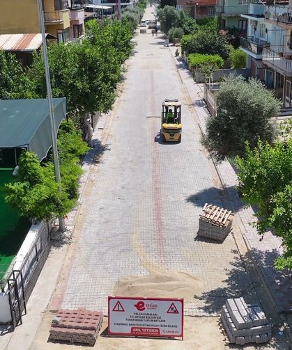Efeler Belediyesi Umurlu’daki 10 bin metrekarelik yola parke taşı döşeyecek