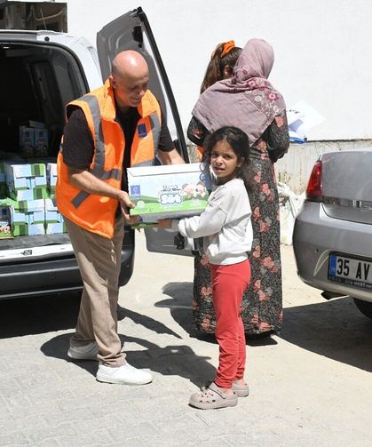 Kuşadası Belediyesi’nde süt desteği yeniden başladı