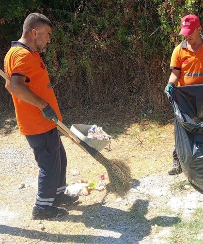 Efeler’de temizlik çalışmaları aralıksız sürüyor