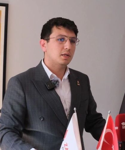Avukatlar arasında kan aktı