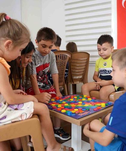Efeler’in çocukları akıl oyunlarıyla geleceğe hazırlanıyor