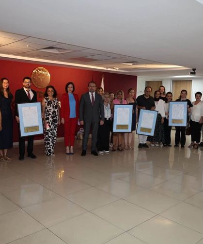 Karacasu İlçe Devlet Hastanesi’ne “Bebek Dostu Hastane” Unvanı