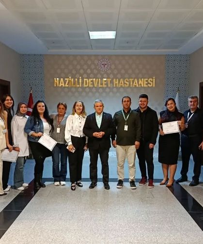 Nazilli'de acil bakım hemşireleri sertifikalarını aldı