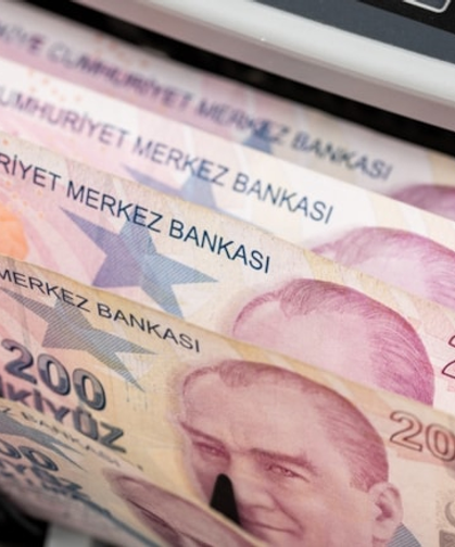 Bankada birikimi olanları ilgilendiriyor: Mevduat faizinde düşüş sürüyor