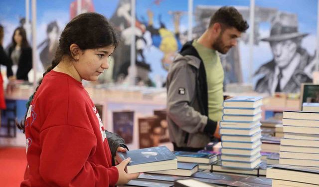 Başkan Çerçioğlu, binlerce vatandaşı Aydın Kitap Fuarı’nda buluşturdu