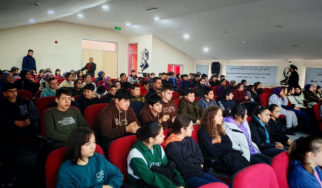 Öğrenciler merak ettikleri meslekleri yakından tanıdı