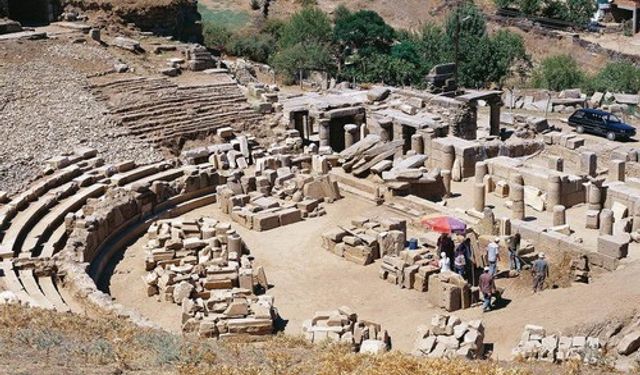 Aydın'da 'Kızlarhisarı' efsanesi duyanları hüzne boğuyor