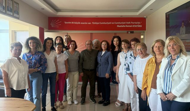 CHP İl Kadın Kolları'ndan 21 bin 760 imza