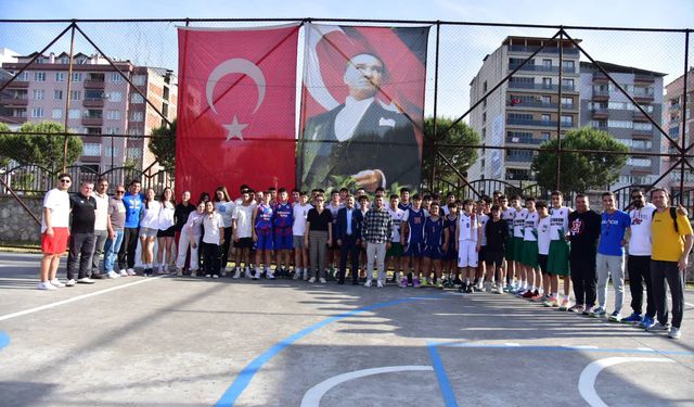 İncirliova’da 3X3 Sokak Basketbolu Turnuvası Başladı