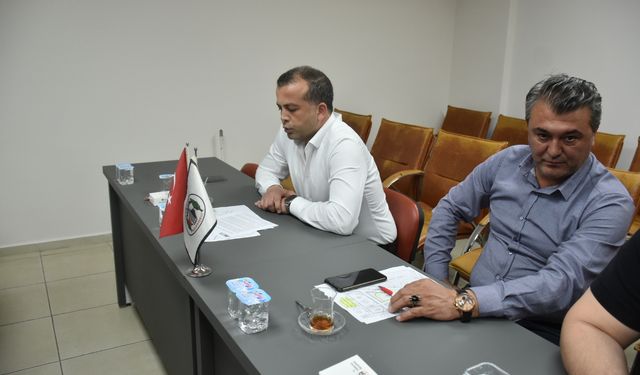 Karacasu Belediye Meclisinde Özgür Özel'e saldırı kınandı