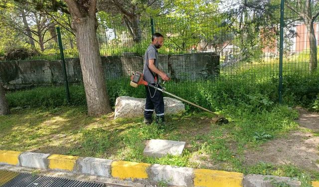 Karacasu Belediyesi ekipleri temizlik çalışmalarında hız kesmiyor