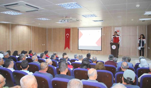 Köşk’te incir üreticilerine eğitim verildi