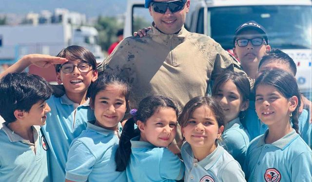 İlkokul öğrencilerine jandarma tanıtıldı