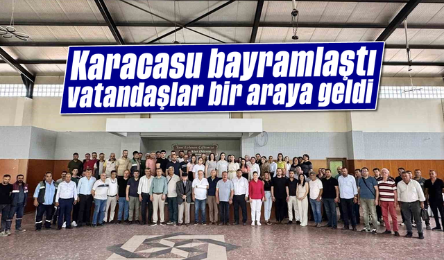 Karacasu bayramlaştı, vatandaşlar bir araya geldi