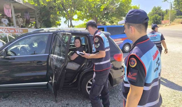 Didim jandarması vatandaşları bilgilendirdi