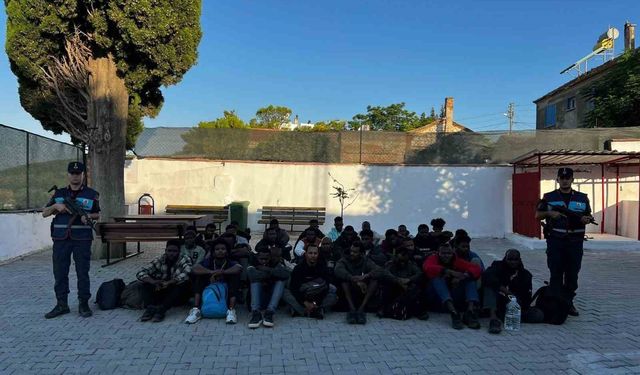Didim’de araç içerisinde 31 düzensiz göçmen yakalandı