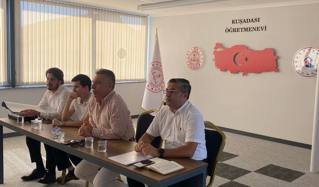 Kuşadası Müftülüğü aylık mutat toplantısında buluştu