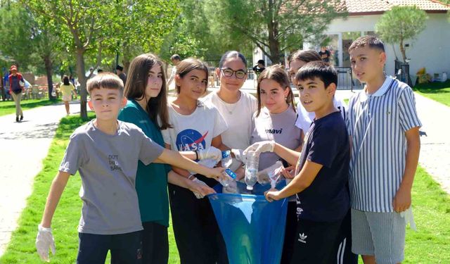 Kuyucak’ta öğrencilerden "Yeşil Vatan, Okulum Geleceğe Çare" projesine destek