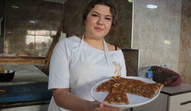 17 yaşında fırının ateşiyle hayalini yoğuruyor