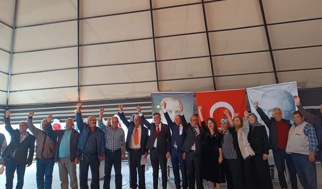 İYİ Parti Koçarlı’da başkan değişmedi