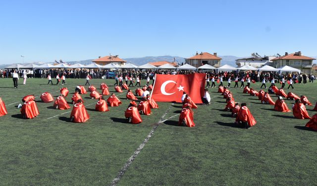 Karacasu'da Cumhuriyet Bayramı coşkusu