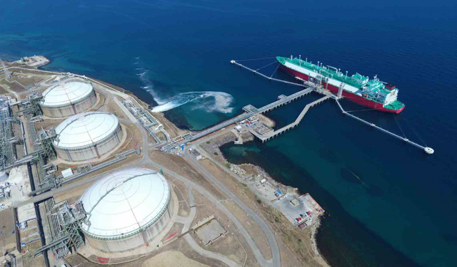 Bakan Bayraktar: "İhtiyaç duyduğumuz doğal gazın yarısını LNG olarak alabilir hale geldik"