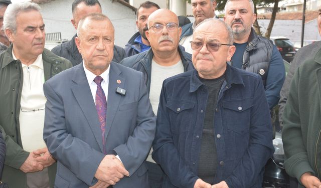 CHP'den Sandıklı'ya ziyaret: Muhtar Kurşunlu: "Elinizi öpeceğim"