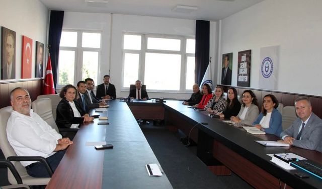 ADÜ Kuşadası MYO Müdürler Kurulu toplantısına katıldı