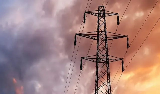 Aydınlılar dikkat! 9 ilçede elektrikler kesilecek