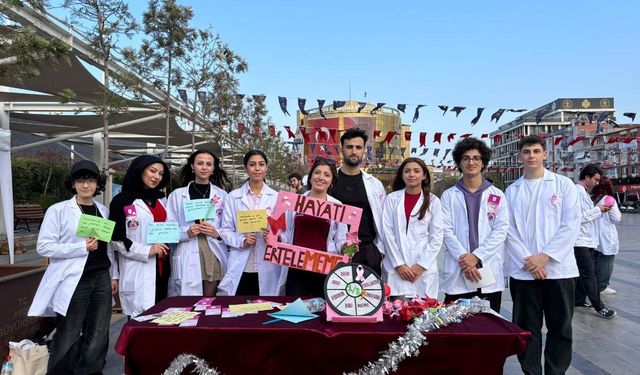 Aydın’da tıp öğrencileri ’Meme Kanseri’ne dikkat çekti