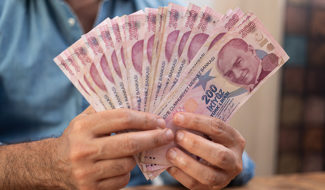 Emeklilerden seyyanen zam talebi