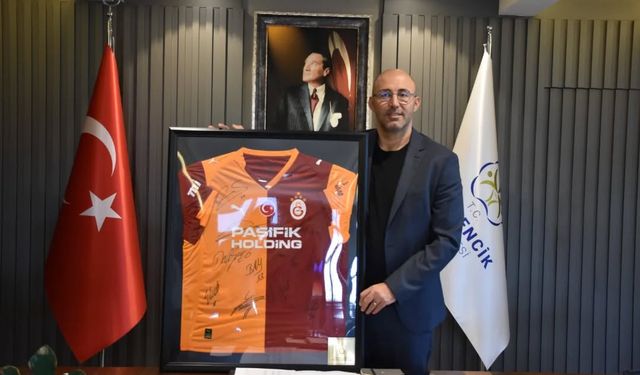 Galatasaray’dan Zencirci’ye formalı jest