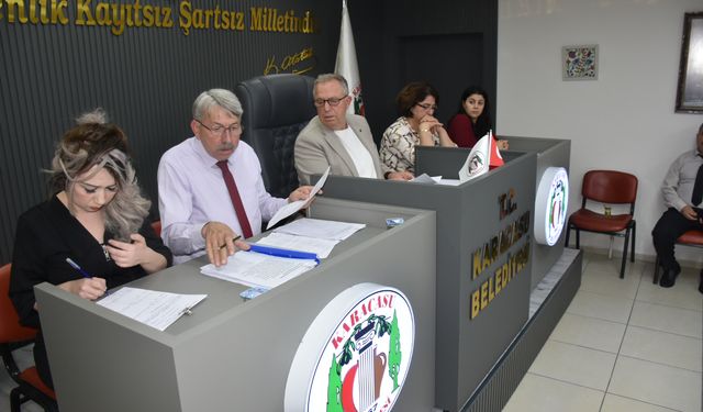 Karacasu Belediyesi araç alıp araç satacak