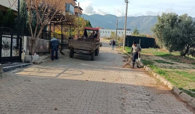 Karacasu’da çevre temizliği için ekipler sahada