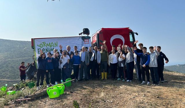 Kuşadalı öğrenciler ektikleri fidanlarla geleceğe nefes oldu